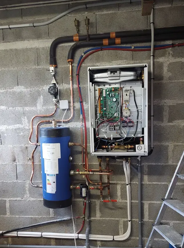 Installation pompe à chaleur air eau a Lezat